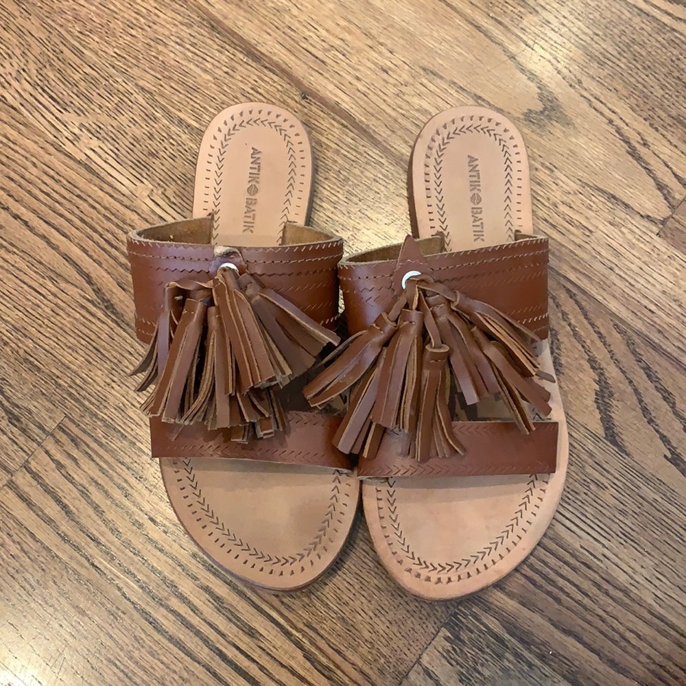 Antik Batik Brown leather Sandal + Tassel Size 37